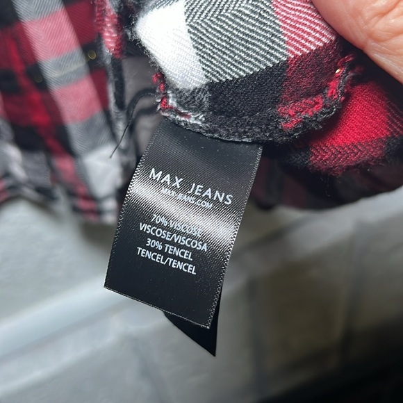 Max Jeans soft red and white flannel button front shirt size 1X - Picture 6 of 9